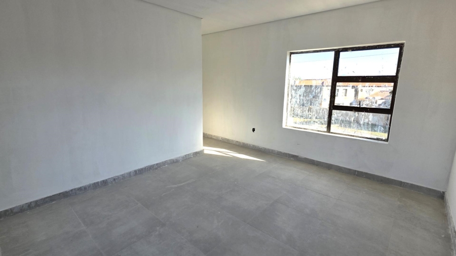 3 Bedroom Property for Sale in Ifafi North West